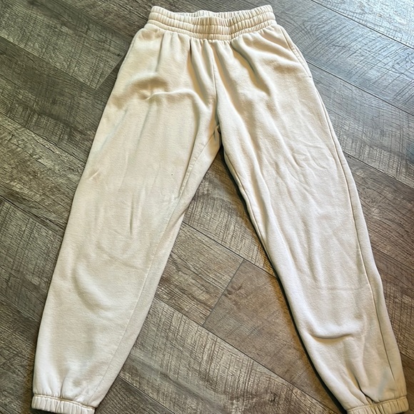 cream coloured x small t track suit from garage - Picture 2 of 3